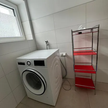 Appartement Helle In Gruener Lage - Naehe Zentrum