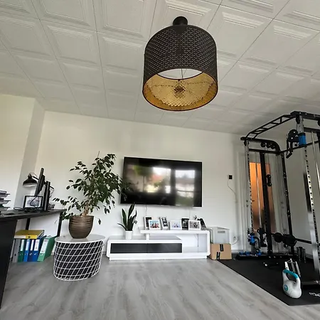 Helle In Gruener Lage - Naehe Zentrum Апартаменты Линц