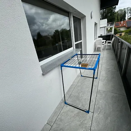 Helle In Gruener Lage - Naehe Zentrum Апартаменты *