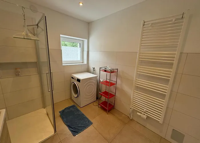 Helle In Gruener Lage - Naehe Zentrum Linz